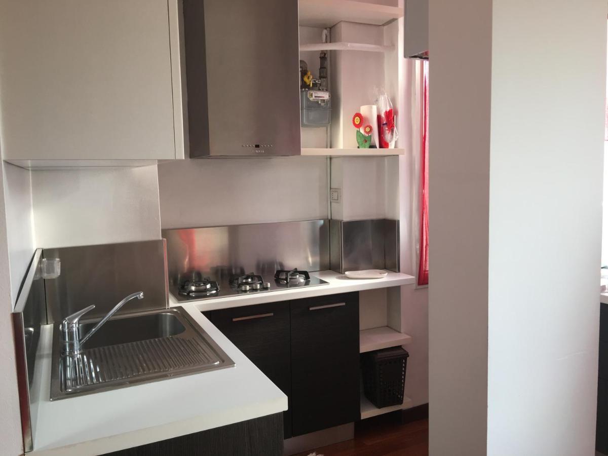 Apartament Splendido Bilocale Adiacente Metro M5 - Ca Granda Mediolan Zewnętrze zdjęcie